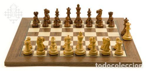 Coleccionismo deportivo: Ajedrez. Chess set &rdquo;Walnut De Luxe&rdquo; board sq 40 mm, pieces kh 75 mm