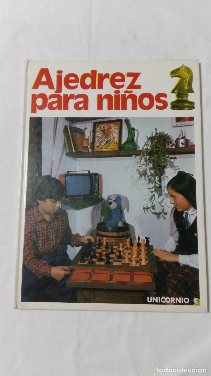 Coleccionismo deportivo: Ajedrez para Ni&ntilde;os, Unicornio, Grupo Mart&iacute;nez Roca