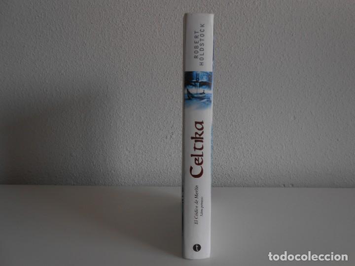 Libros antiguos: Celtika,El C&oacute;dice de Merl&iacute;n. Libro Primero. - Foto 3