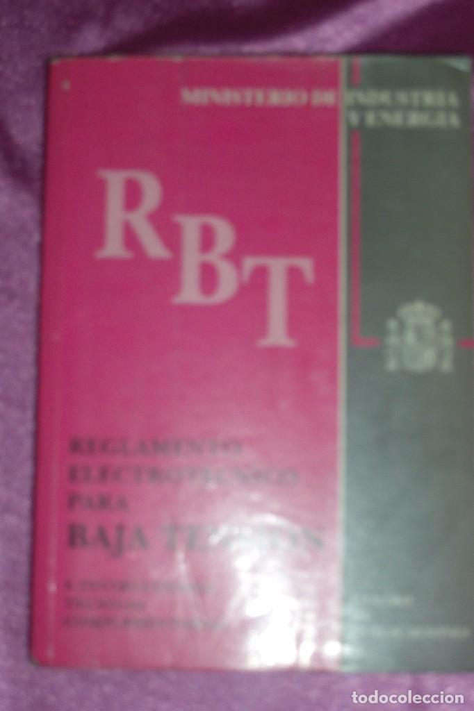 Libros antiguos: REGLAMENTO ELECTR&Oacute;NICO PARA BAJA TENSI&Oacute;N E INSTRUCCIONES T&Eacute;CNICAS COMPLEMENTARIAS 1993 - Foto 2
