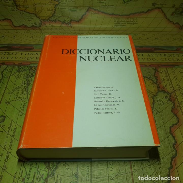 Libros antiguos: DICCIONARIO NUCLEAR. VVAA. EDICIONES J.E.N. 1979. - Foto 1