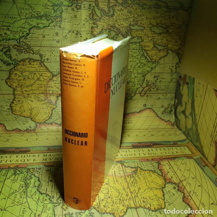 Libros antiguos: DICCIONARIO NUCLEAR. VVAA. EDICIONES J.E.N. 1979. - Foto 2