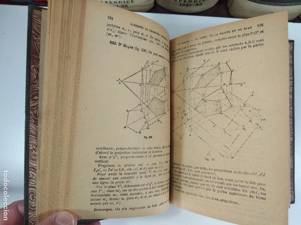 Libros antiguos: COURS DE MATH&Eacute;MATIQUES &Eacute;L&Eacute;MENTAIRES. &Eacute;L&Eacute;MENTS DE G&Eacute;OM&Eacute;TRIE DESCRIPTIVE... 1917 - Foto 4