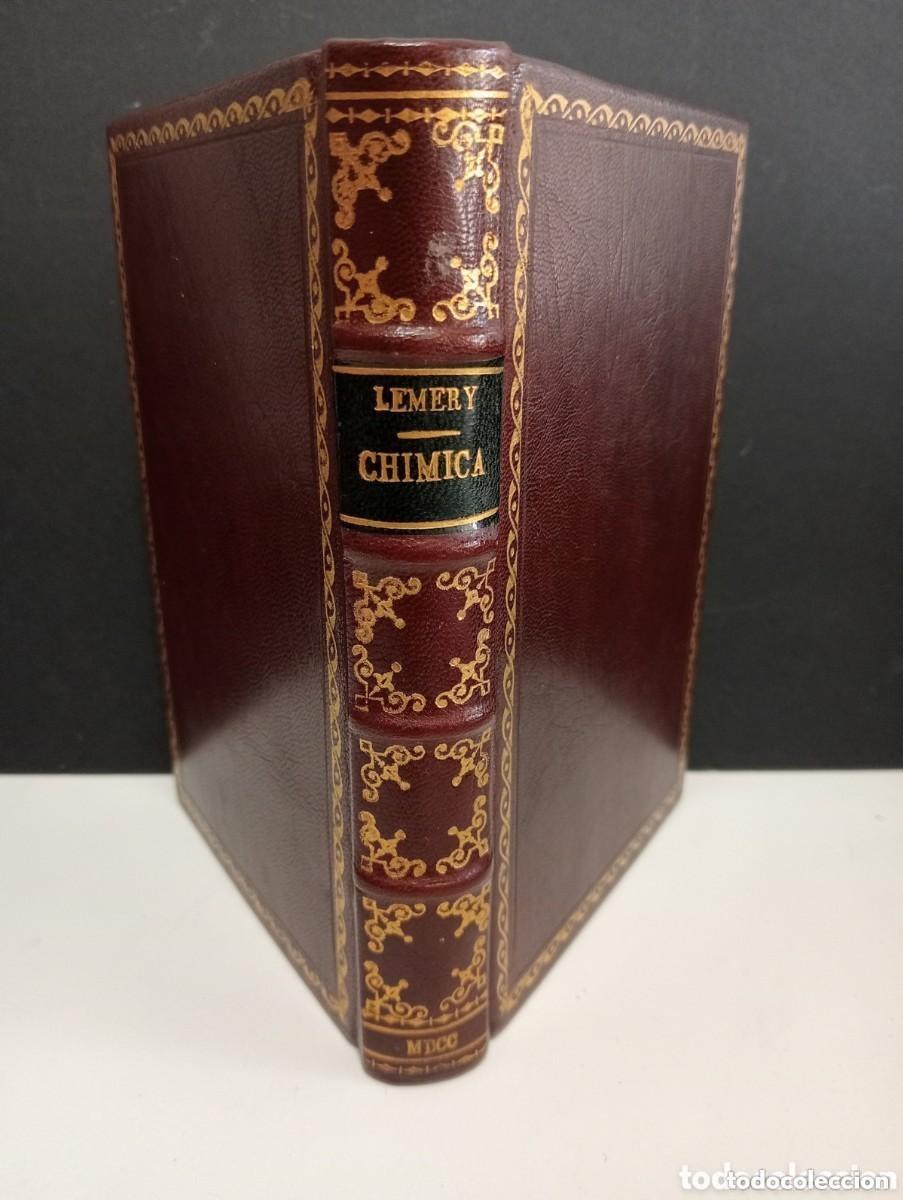 Libros antiguos: NUOVE OPERATIONI CHIMICHE - NICOLO LEMERY DI CHIMICA. CURSO QU&Iacute;MICA. SECONDA PARTE. VENECIA 1700