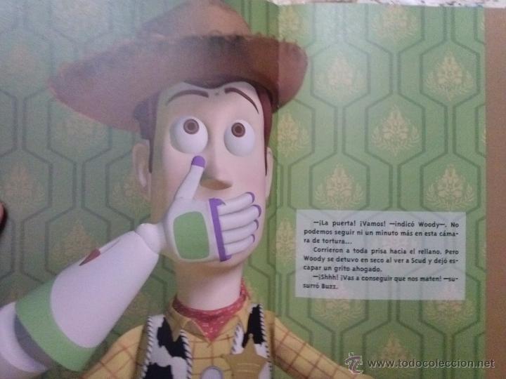 Libros antiguos: LIBRO TOY STORY EL LIBRO - Foto 2