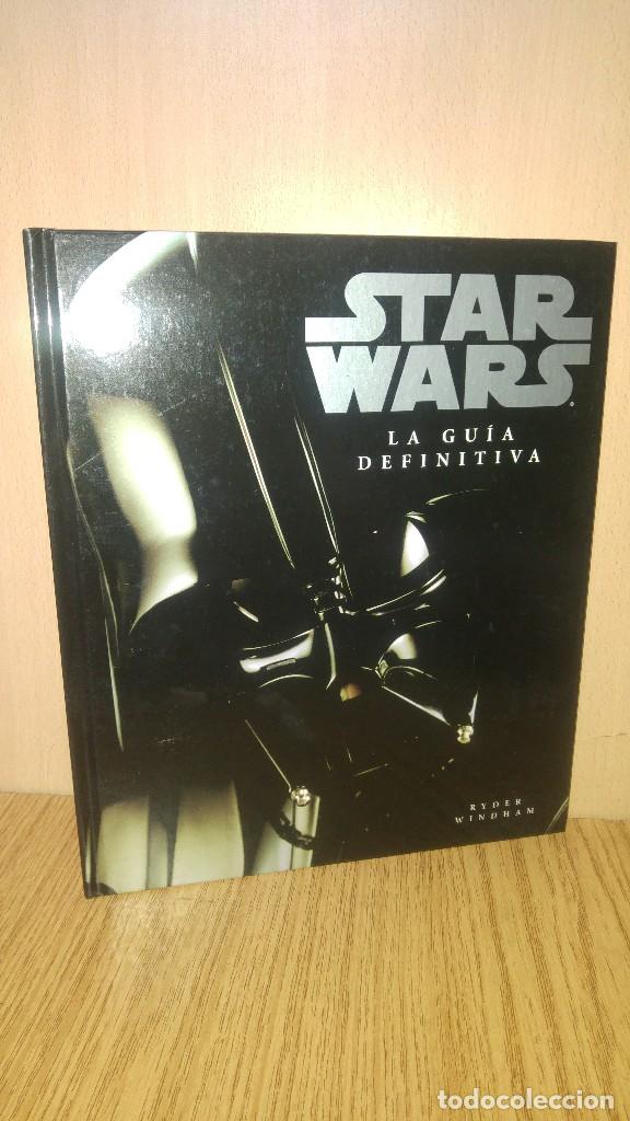 Libros antiguos: STAR WARS. LA GU&Iacute;A DEFINITIVA - Foto 1
