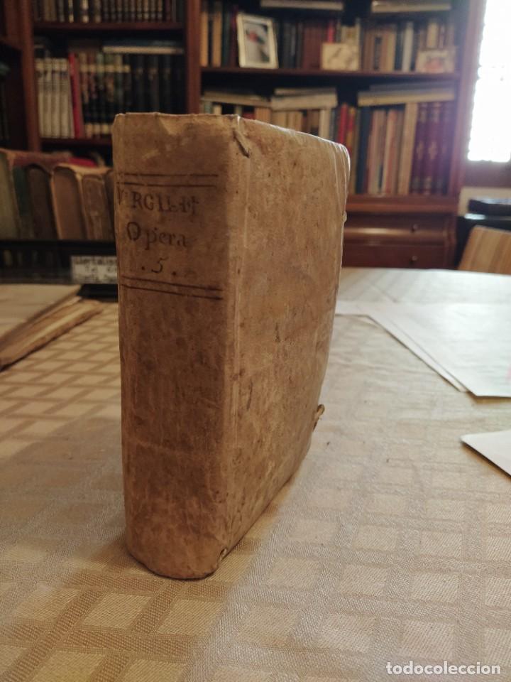 Libros antiguos: Continuaci&oacute;n de La Eneida - Foto 1