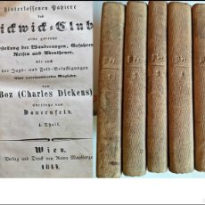 Libros antiguos: AÑO 1844: CHARLES DICKENS: LOS PAPELES PÓSTUMOS DEL CLUB PICKWICK. 5 TOMOS.. Lote 363985076