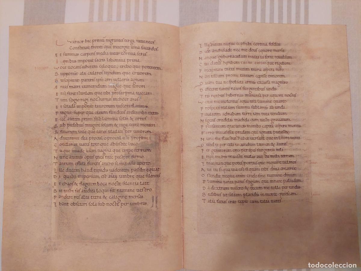 Libros antiguos: PAGINAS FACSIMIL DE LA ENEIDA DE VIRGILIO - Foto 3
