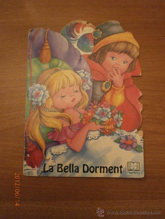 Libros antiguos: CUENTO TROQUELADO  LA BELLA DORMENT- HEMMA - EN CATALA - Foto 1