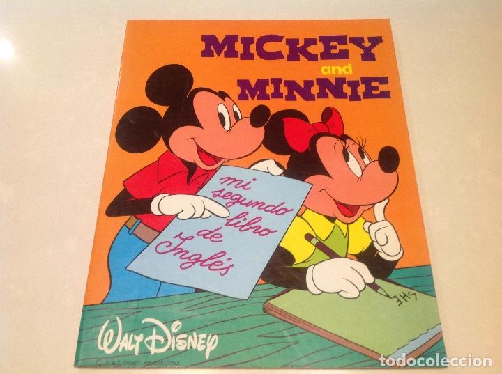 Libros antiguos: MICKY Y MINNIE, Walt Disney INGL&Eacute;S - Foto 1