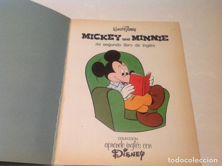 Libros antiguos: MICKY Y MINNIE, Walt Disney INGL&Eacute;S - Foto 3
