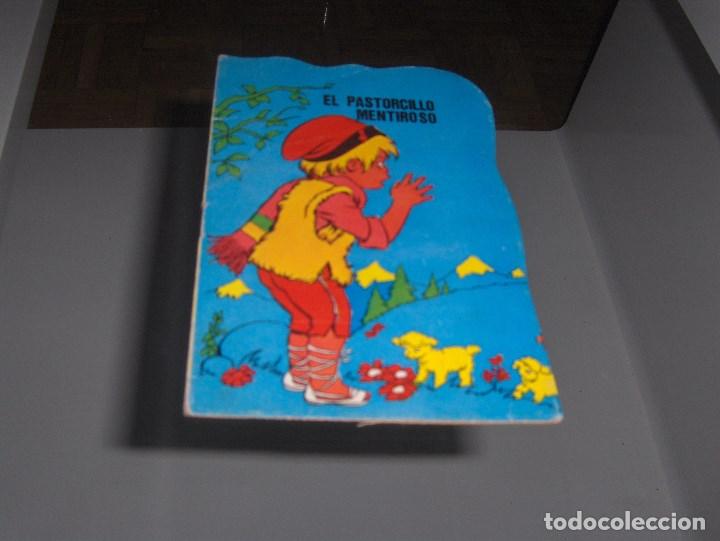 Libros antiguos: CUENTO TROQUELADO EL pastorcillo mentiroso . EDITORIAL VILMAR - Foto 1