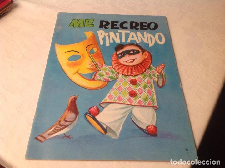 Libros antiguos: Me recreo pintando - Foto 1