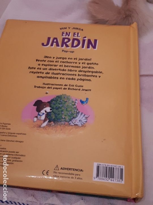 Libros antiguos: En el jard&iacute;n.  Libro pop-up - Foto 5
