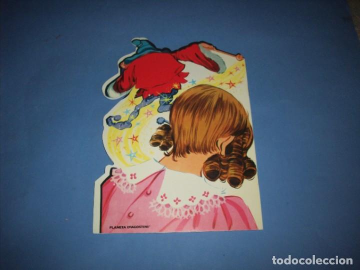 Libros antiguos: cuento troquelado de maria pascual barbiliton - Foto 2