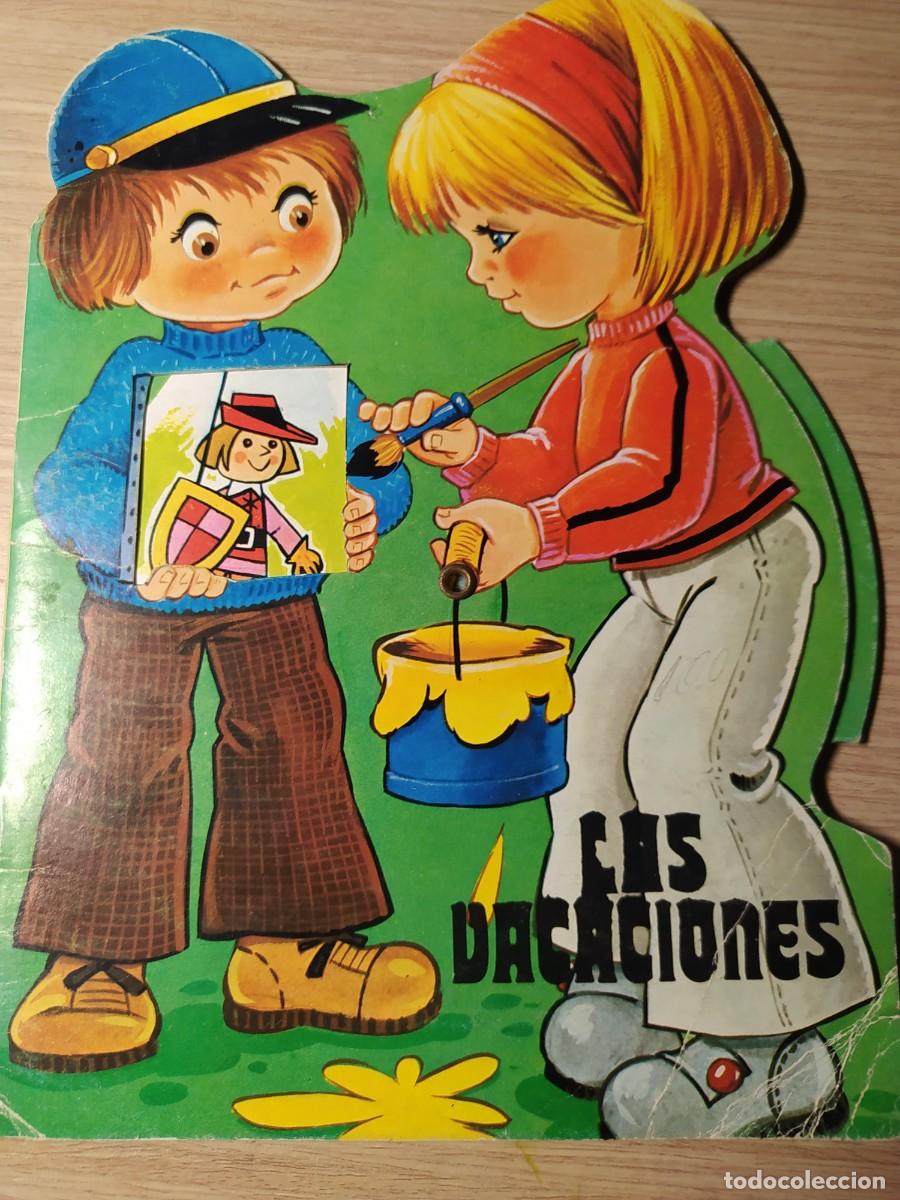 Libros antiguos: LAS VACACIONES. EDICIONES RAYLU. 1981. Con disco giratorio. - Foto 2