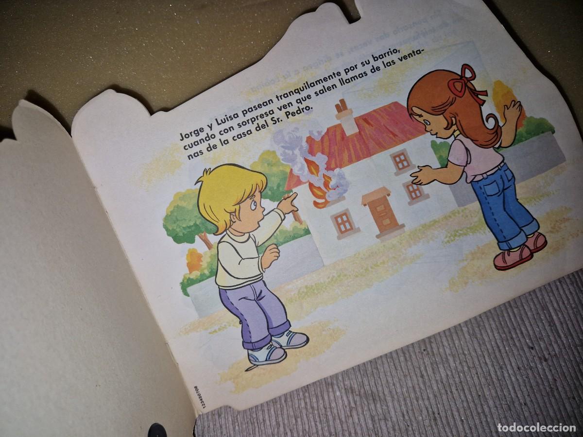 Libros antiguos: CUENTO LOS BOMBEROS / A&Ntilde;O 85 - Foto 2