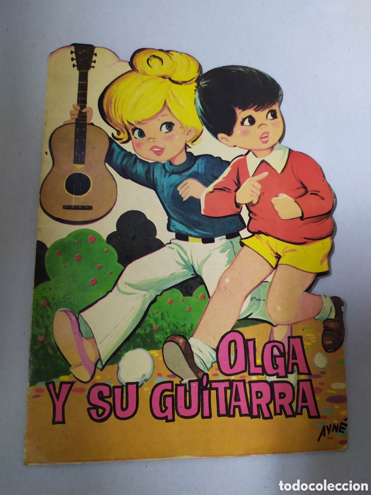 Libros antiguos: CUENTO TROQUELADO OLGA Y SU GUITARRA
