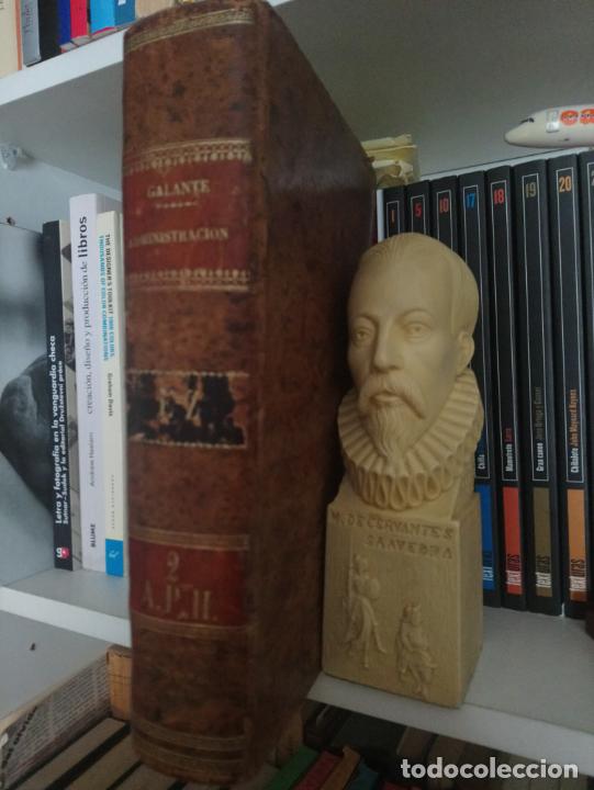 Libros antiguos: Diccionario municipal y provincial. Compilaci&oacute;n de las leyes y disposiciones vigentes relativas al r