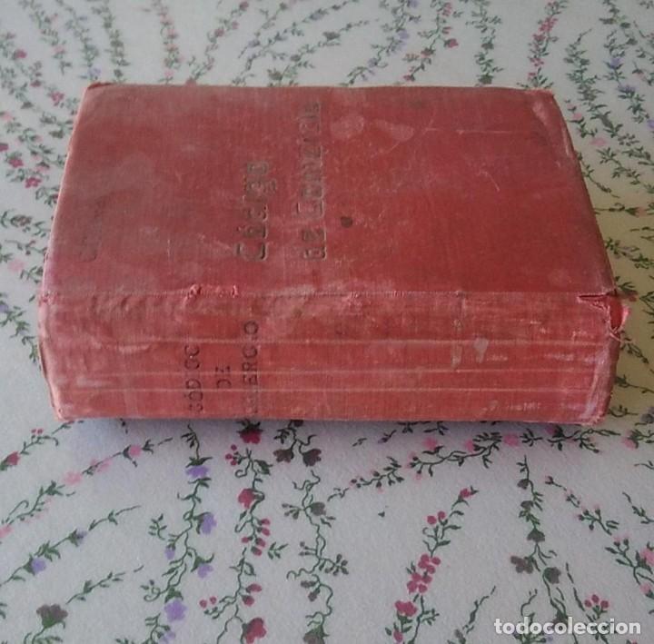 Libros antiguos: CODIGO DE COMERCIO CODIGOS Y LEYES ANOTADOS DE 1920 - Foto 3