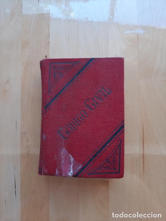 Libros antiguos: C&oacute;digo Civil de Madrid 1901 - Foto 1