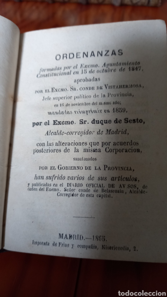 Libros antiguos: Ordenanzas de polic&iacute;a urbana y rural para la Villa de Madrid y su t&eacute;rmino. 1865