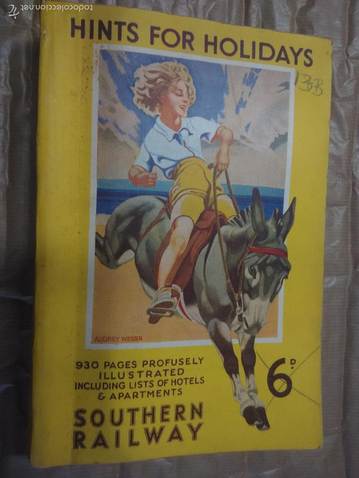 Libros antiguos: Hints for holidays. 1934. - Foto 1