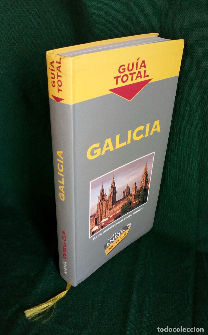 Old books: GU&Iacute;A TOTAL ANAYA GALICIA 2001