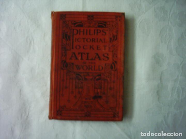 Antiquarische B&uuml;cher: PHILIPS PICTORIAL POCKET ATLAS OF THE WORLD.