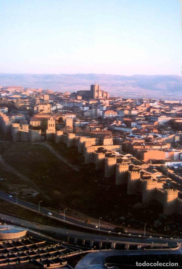 Libros antiguos: CASTILLA Y LE&Oacute;N DESDE EL AIRE - Foto 2