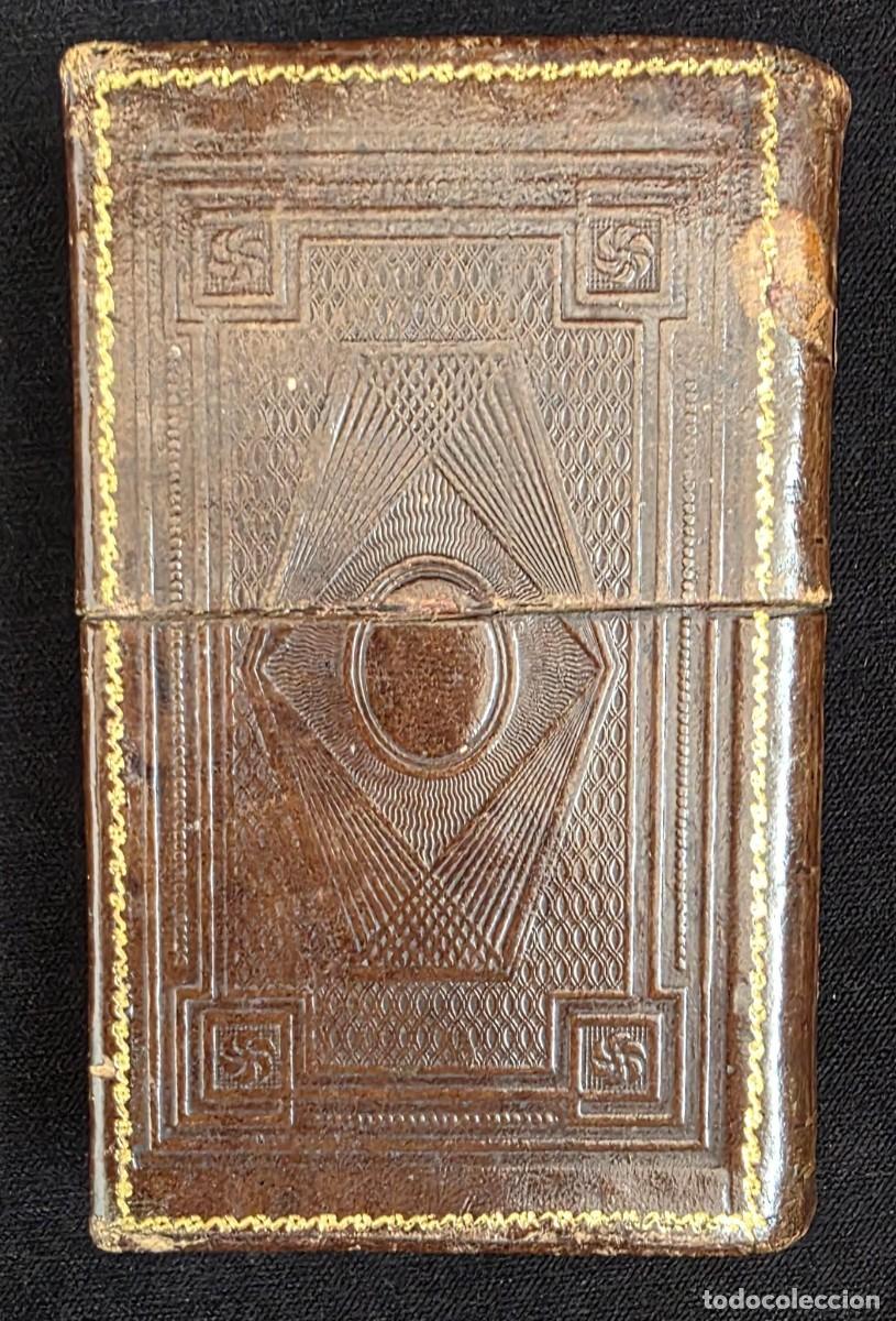 Libros antiguos: L.451 Calendario Manual y Gu&iacute;a de Forasteros en Madrid 1834 &ndash; Miniatura Original con Estuche de Piel