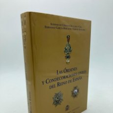 Libros antiguos: LAS ÓRDENES Y CONDECORACIONES CIVILES DEL REINO DE ESPAÑA. 2003. Lote 357656845