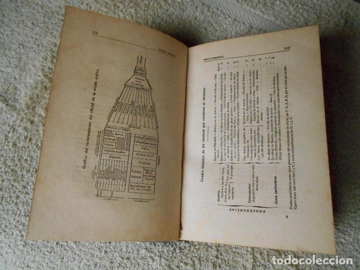 Libros antiguos: &ldquo;EL OFICIAL ALEM&Aacute;N de la escala activa y de reserva&rdquo; - Foto 2