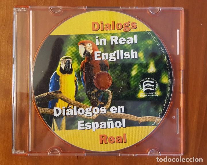 Libros antiguos: DIALOGS IN REAL ENGLISH (Incluye CD) - Foto 2