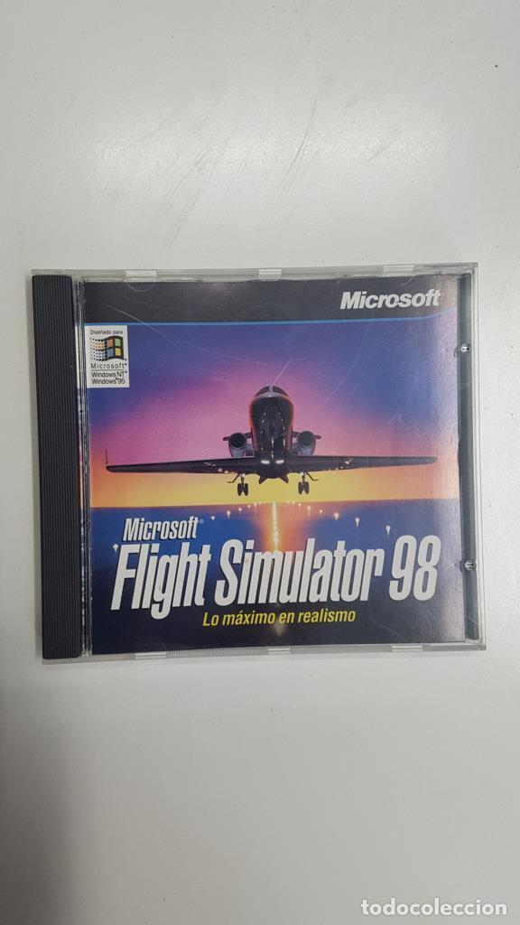 Libros antiguos: CD Juego PC: Microsoft Flight Simulator 98 - Varios - Foto 1