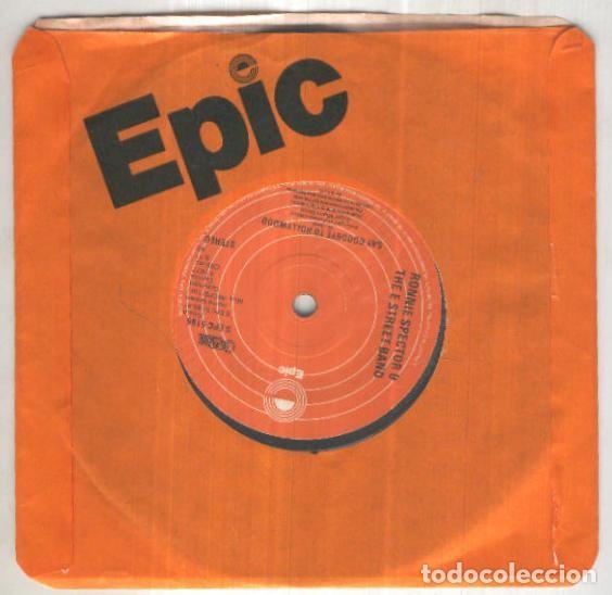 Libros antiguos: Disco 45 r.p.m: RONNIE SPECTOR AND THE STREET BAND - Say Goodbye to Hollywood (Epic) - Ronnie Specto