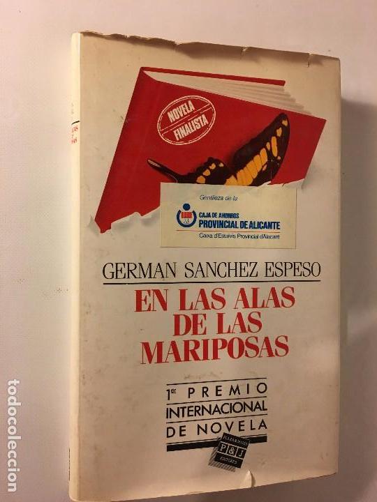 Libros antiguos: LIBRO EN LAS ALAS DE LAS MARIPOSAS - Foto 1