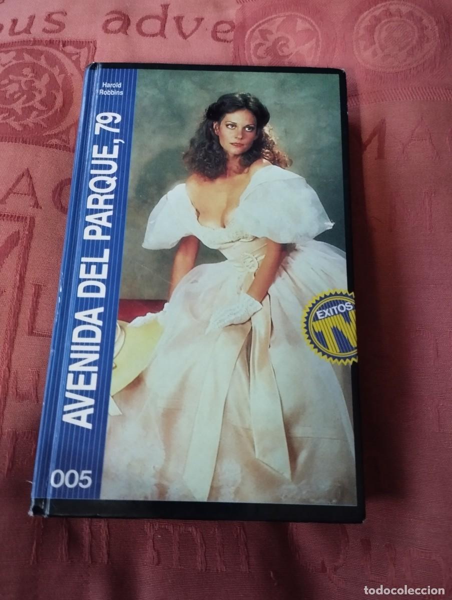 Libros antiguos: Libro Avda del Parque 79 de la colecci&oacute;n &Eacute;xitos TV - Foto 1