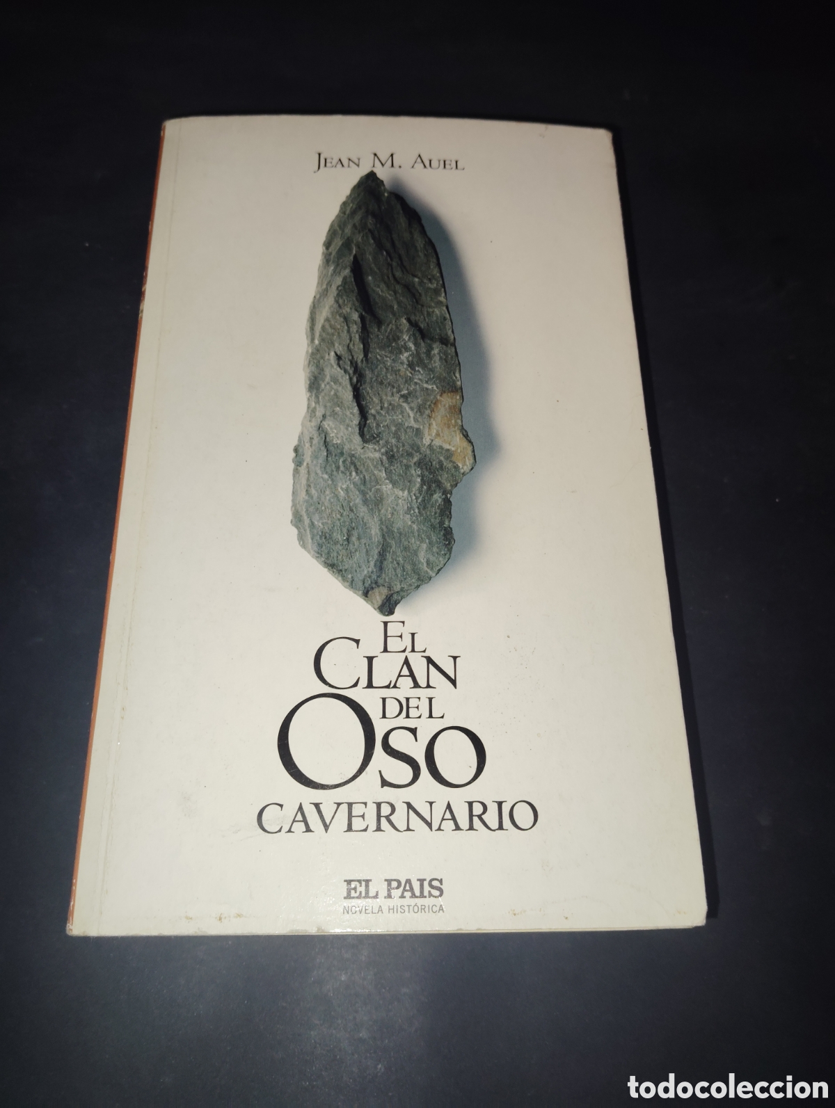 Libros antiguos: El clan del Oso cavernario de Jean M.Auel