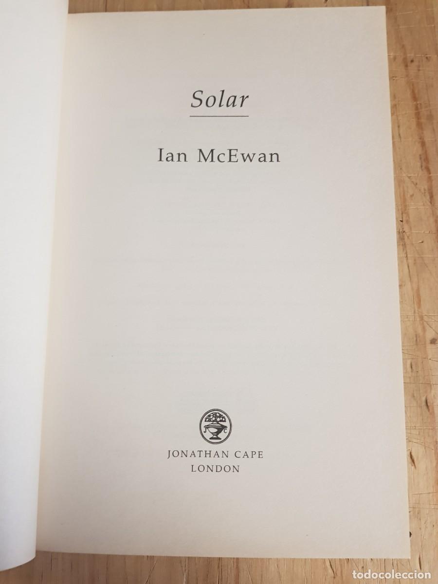Libros antiguos: Solar - Ian McEwan - Foto 2