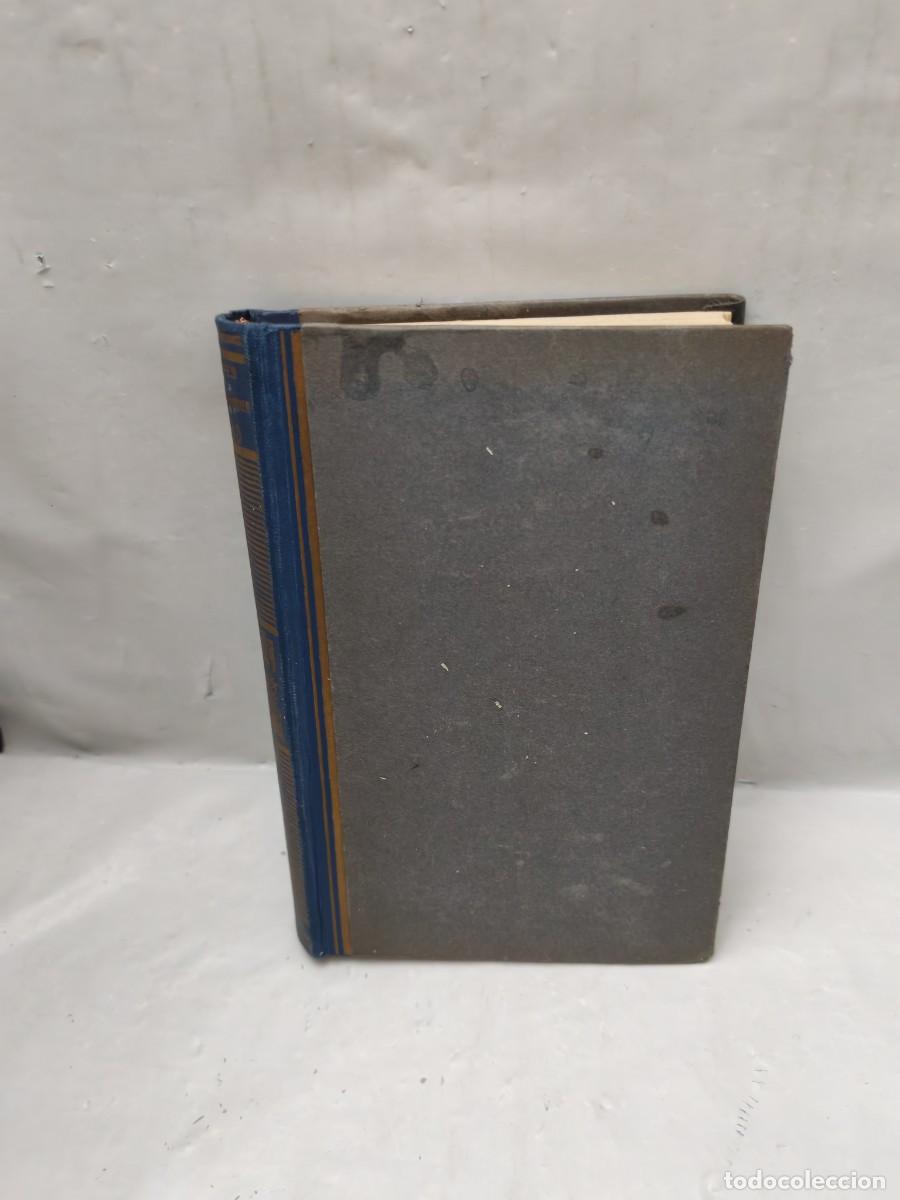 Libros antiguos: M&eacute;moires du Chancelier Pasquier 1830 (1910 aprox.)