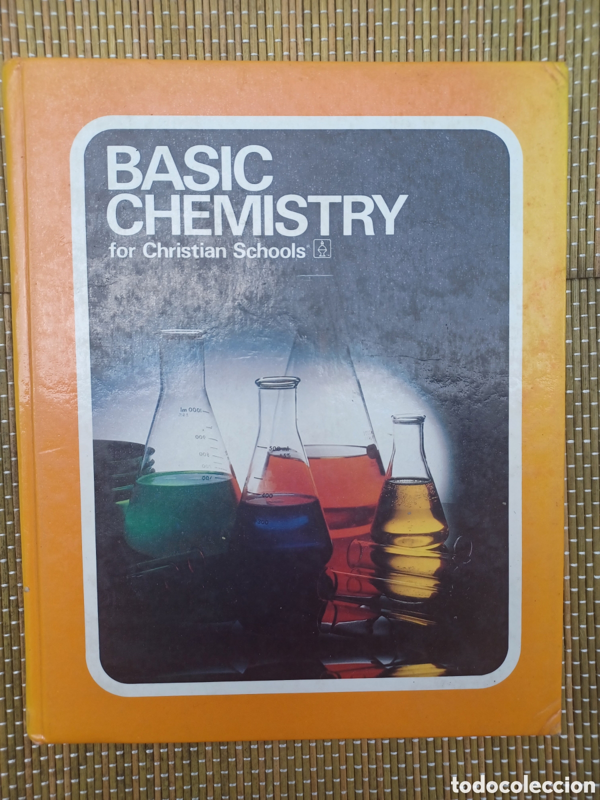 Libros antiguos: Basic chemistry for christians
