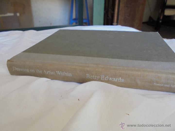 Libros antiguos: DRAWING ON THE ARTIST WITHIN - Foto 2
