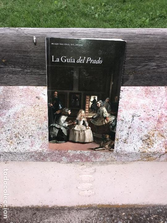 Libros antiguos: La guia del Prado - Foto 1