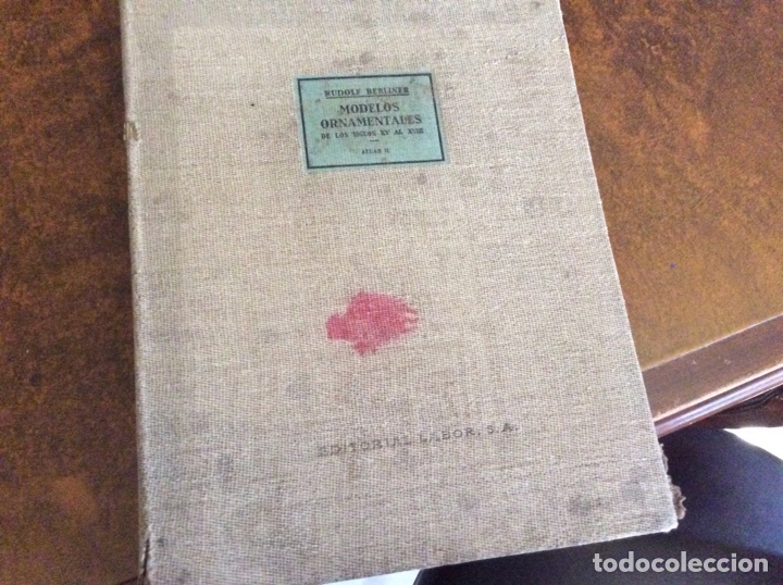 Libros antiguos: Libro de l&aacute;minas decorativas - Foto 1