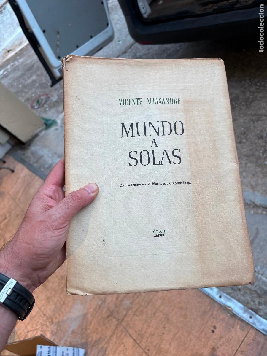 Libros antiguos: VICENTE ALEIXANDRE- MUNDO A SOLAS. PRIMERA EDICI&Oacute;N NUMERADA RETRATO POR GREGORIO PRIETO