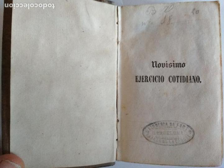 Libros antiguos: NOVISIMO EJERCICIO COTIDIANO, DEVOCIONARIO, A&Ntilde;O 1843 - Foto 2