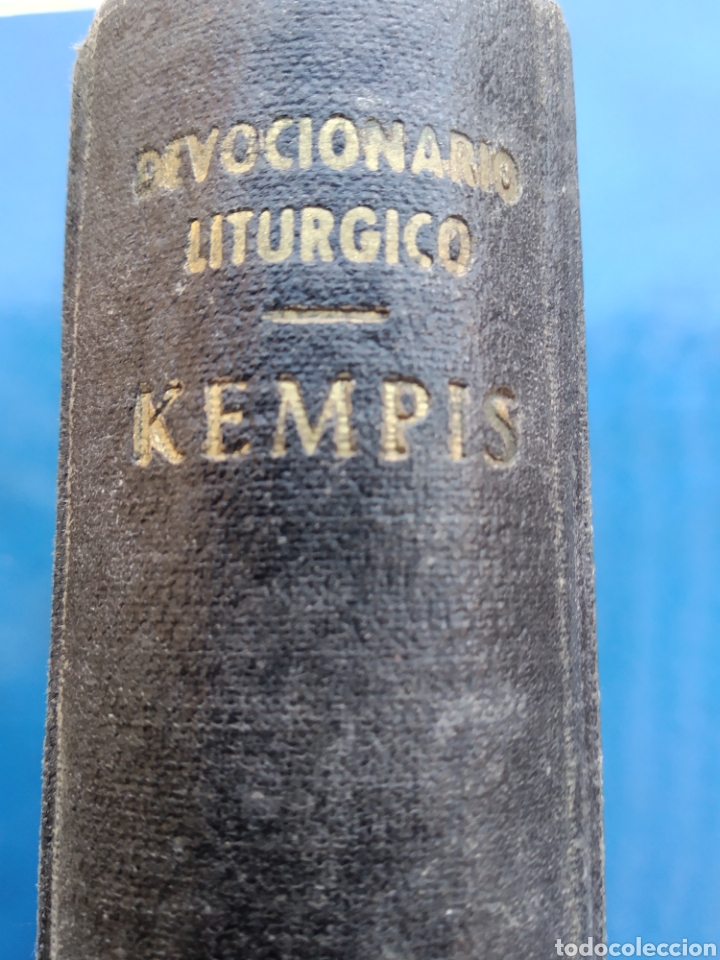 Libros antiguos: DEVOCIONARIO LIT&Uacute;RGICO KEMPIS. PUBLICACIONES IUVENTUS. OCTUBRE 1938. CARTON&Eacute;. P&Aacute;GINAS 475. PESO 400