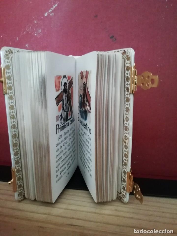 Libros antiguos: MI PRIMERA COMUNION EDITORIAL REGINA - Foto 2